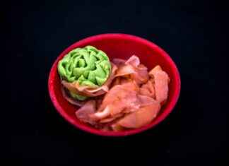 How to Enjoy Asian Food with a Nut Allergy: Safe & Unsafe Ingredients How to Enjoy Asian Food with a Nut Allergy: Safe & Unsafe Ingredients