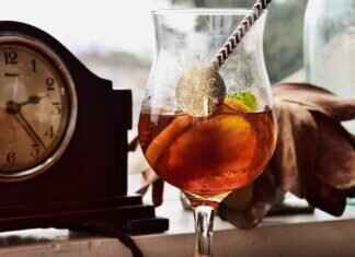 How to Make a Buttery Nipple: Easy Cocktail Recipe How to Make a Buttery Nipple: Easy Cocktail Recipe