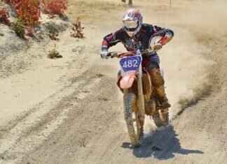 How to Make a Dirt Bike Street Legal: Legalizing Your Bike How to Make a Dirt Bike Street Legal: Legalizing Your Bike