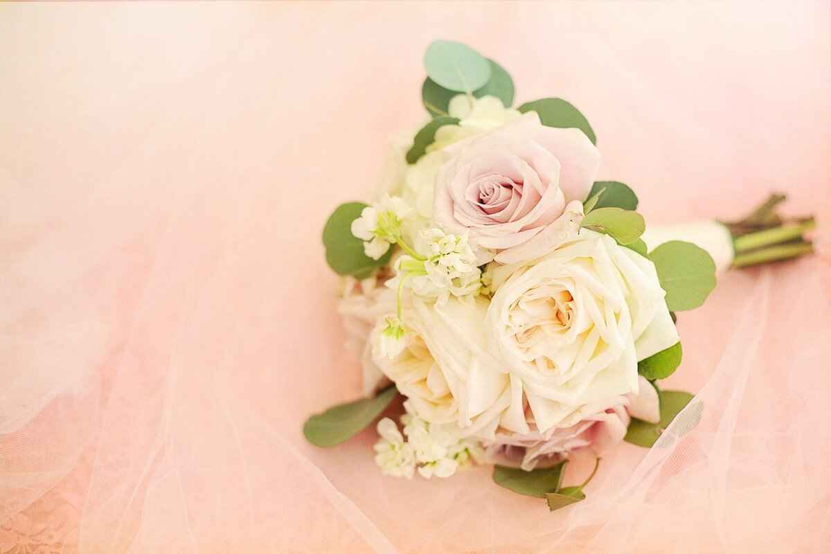 Maintaining Your Money Flower Bouquet