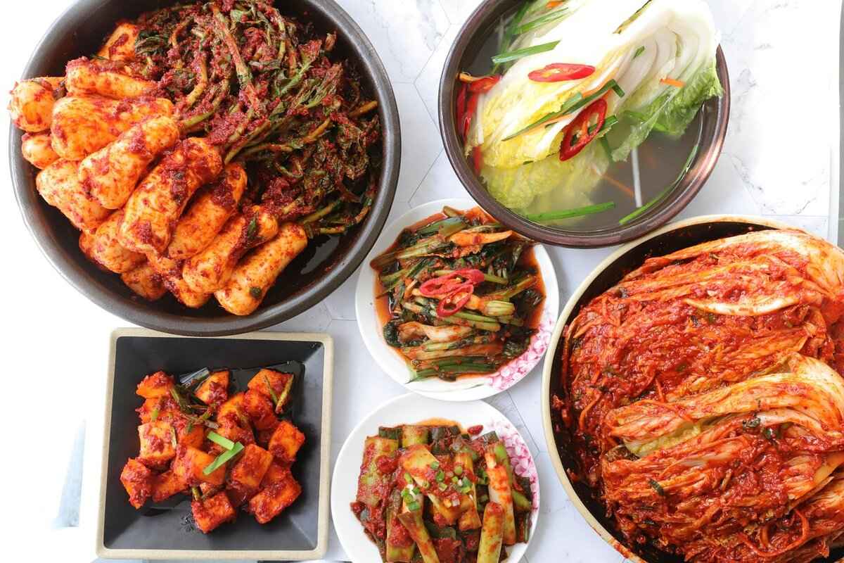 How to Make Traditional Kimchi at Home: Step-by-Step Guide 5 Storing and Serving Your Homemade Kimchi