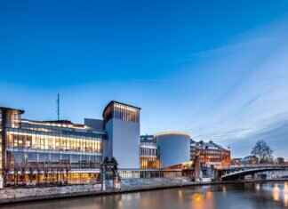 How to Navigate the Complexities of West Bengal’s Real Estate Market How to Navigate the Complexities of West Bengal’s Real Estate Market