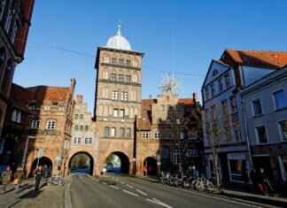 How to Open Zone Pouches: A Practical Tutorial How to Open Zone Pouches: A Practical Tutorial