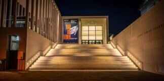 How to Put a House in Trust with a Mortgage: What You Need to Know How to Put a House in Trust with a Mortgage: What You Need to Know