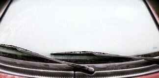 How to Put on Bosch Windshield Wipers for Smooth Operation How to Put on Bosch Windshield Wipers for Smooth Operation