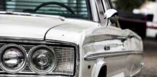 How to Put On Windshield Wipers in Simple Steps How to Put On Windshield Wipers in Simple Steps