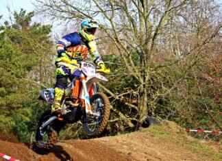 How to Reduce Wind Noise in Motorcycle Action Camera Footage How to Reduce Wind Noise in Motorcycle Action Camera Footage