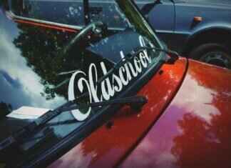 How to Remove Bosch Windshield Wipers: Easy Removal Process How to Remove Bosch Windshield Wipers: Easy Removal Process