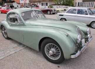 How to Remove CLS450 Front Bumper Cover How to Remove CLS450 Front Bumper Cover