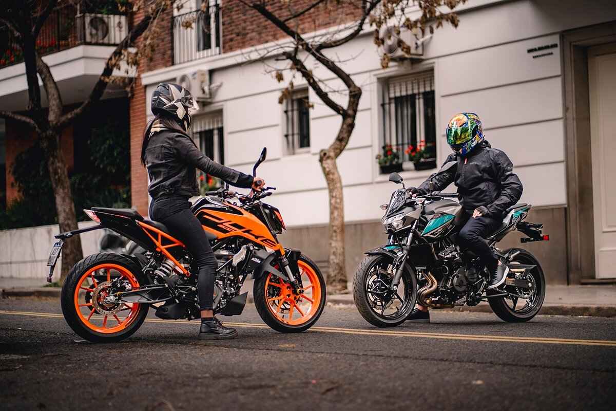 Understanding Oil Stains on Asphalt