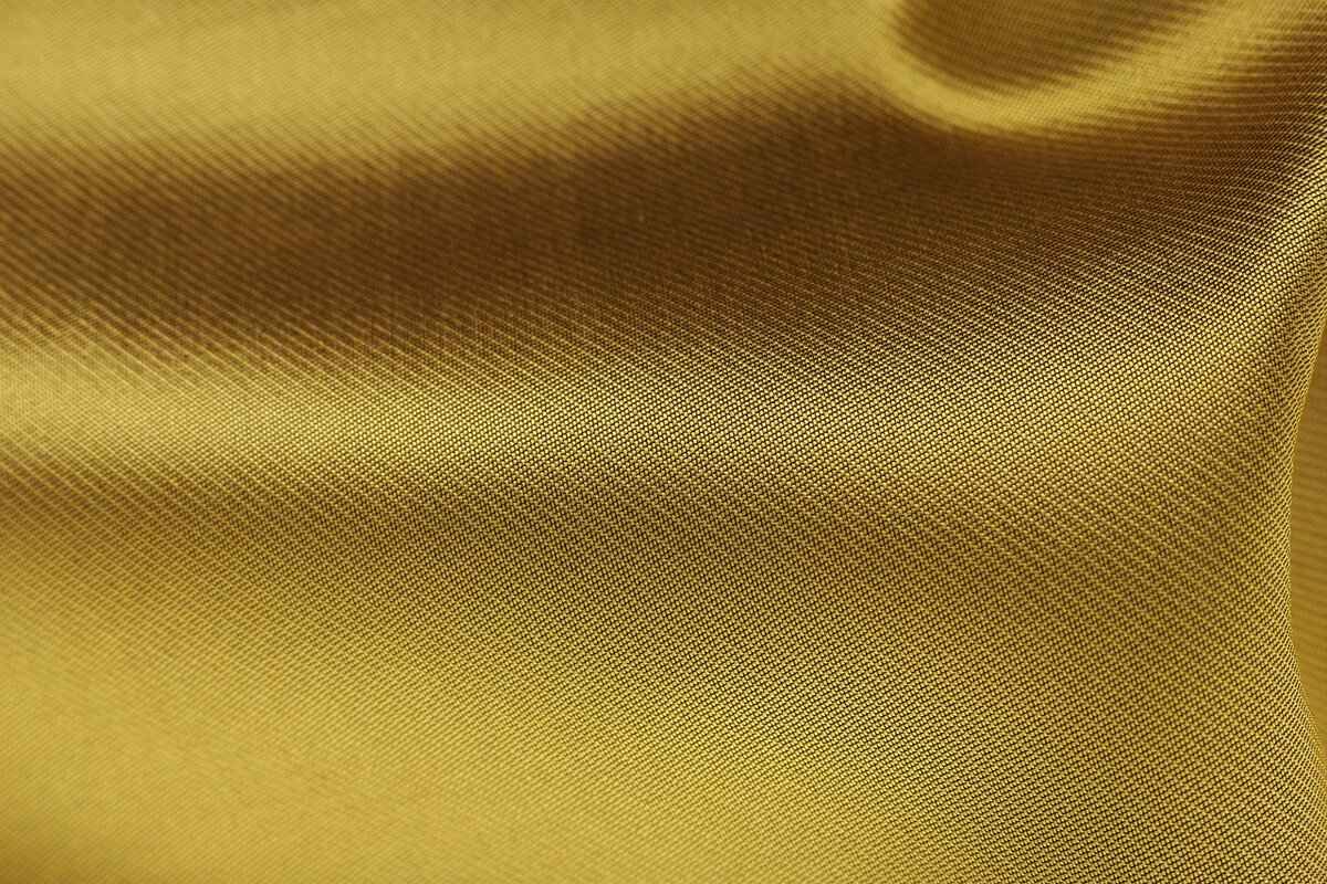 How to Remove Perfume Stains from a Satin or Silk Slip Dress 2 How to Test for Colorfastness Before Cleaning?