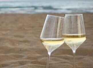 How to Remove Wine Stains from a Satin or Silk Night Dress How to Remove Wine Stains from a Satin or Silk Night Dress