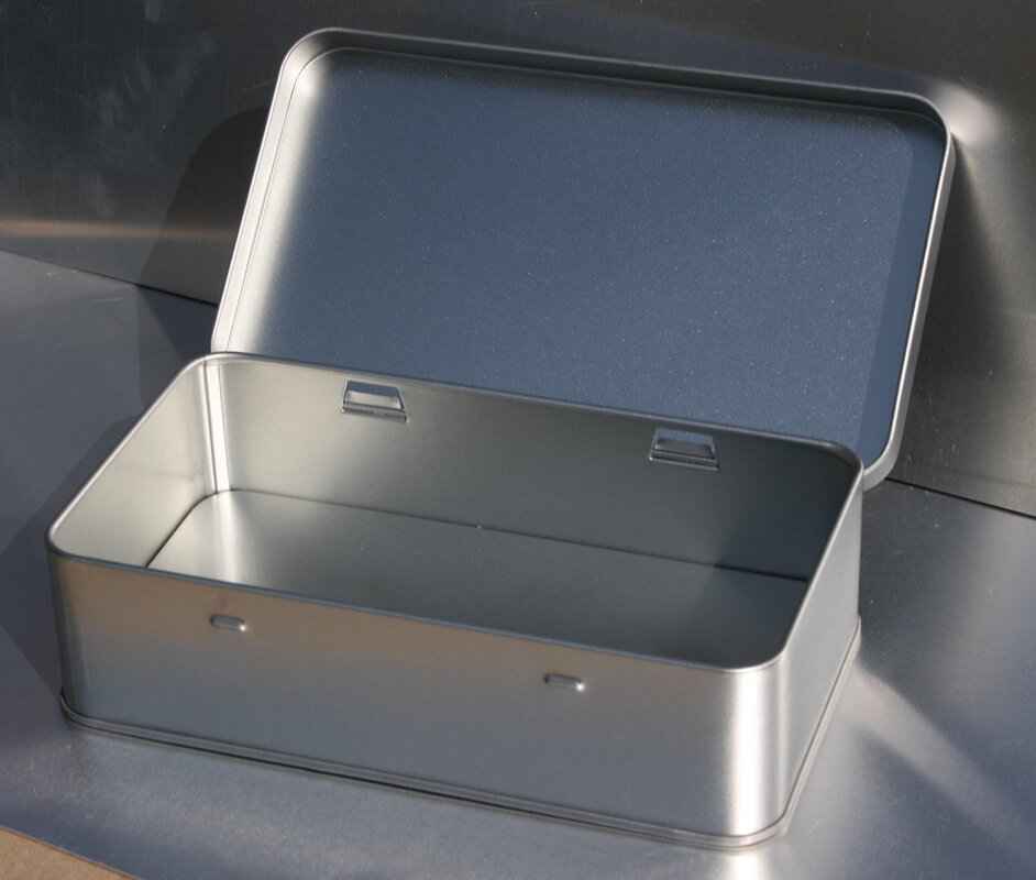 How to Start a Permanent Jewelry Business: Step-by-Step Guide 6 Sourcing Materials and Suppliers