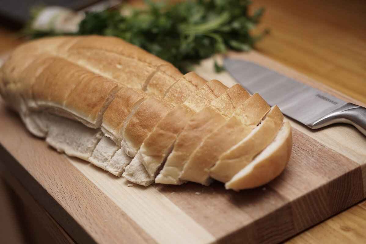 How to Start an Italian Restaurant: Tips for a Successful Launch 3 Conducting Market Research