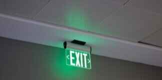 How to Tell if Popcorn Ceiling Has Asbestos: Simple Testing Methods How to Tell if Popcorn Ceiling Has Asbestos: Simple Testing Methods