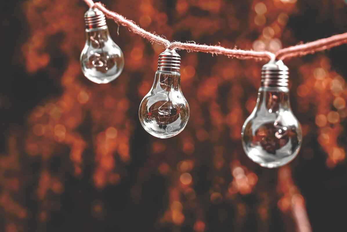 ICryptoAI.com Innovation: How AI is Transforming Cryptocurrency 10 Smart Contracts and AI: A Perfect Match