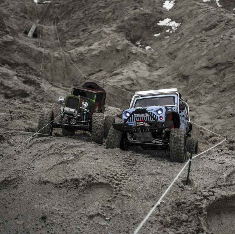 How to Choose the Right Wipers for Your Jeep Grand Cherokee?