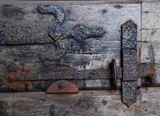 Klink Pokémon: Evolution, Best Moves, and Competitive Play Tips Klink Pokémon: Evolution, Best Moves, and Competitive Play Tips