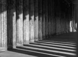 La La Land Emma Stone: Behind the Magic of Her Oscar-Winning Performance La La Land Emma Stone: Behind the Magic of Her Oscar-Winning Performance