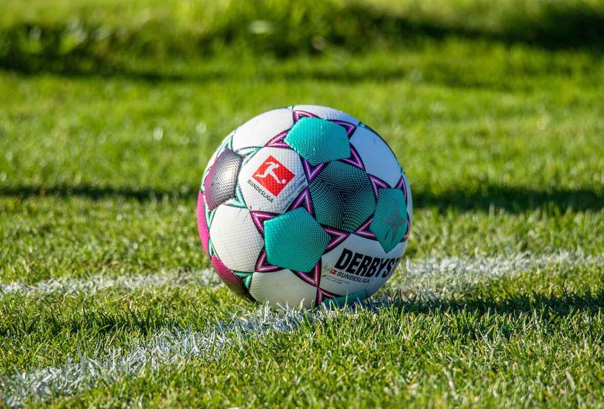 Longest Soccer Socks: Why They Matter for Comfort & Performance 5 Popular Brands of Long Soccer Socks