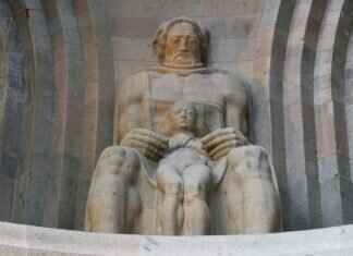 Manectric Pokémon Battle Tactics, Best Items, and Counters in Pokémon Games Manectric Pokémon Battle Tactics, Best Items, and Counters in Pokémon Games