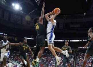 March Madness 2022: Upset-Free Tournament Leaves Fans Disappointed march-madness-2022-upset-free-tournament-leaves-fans-disappointed