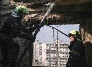 New Ukraine Peace Talks Between Russia and U.S. Underway new-ukraine-peace-talks-between-russia-and-us-underway