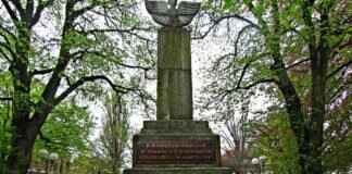 Obstagoon Pokémon: Evolution, Best Moveset, and How to Use It in Battle Obstagoon Pokémon: Evolution, Best Moveset, and How to Use It in Battle