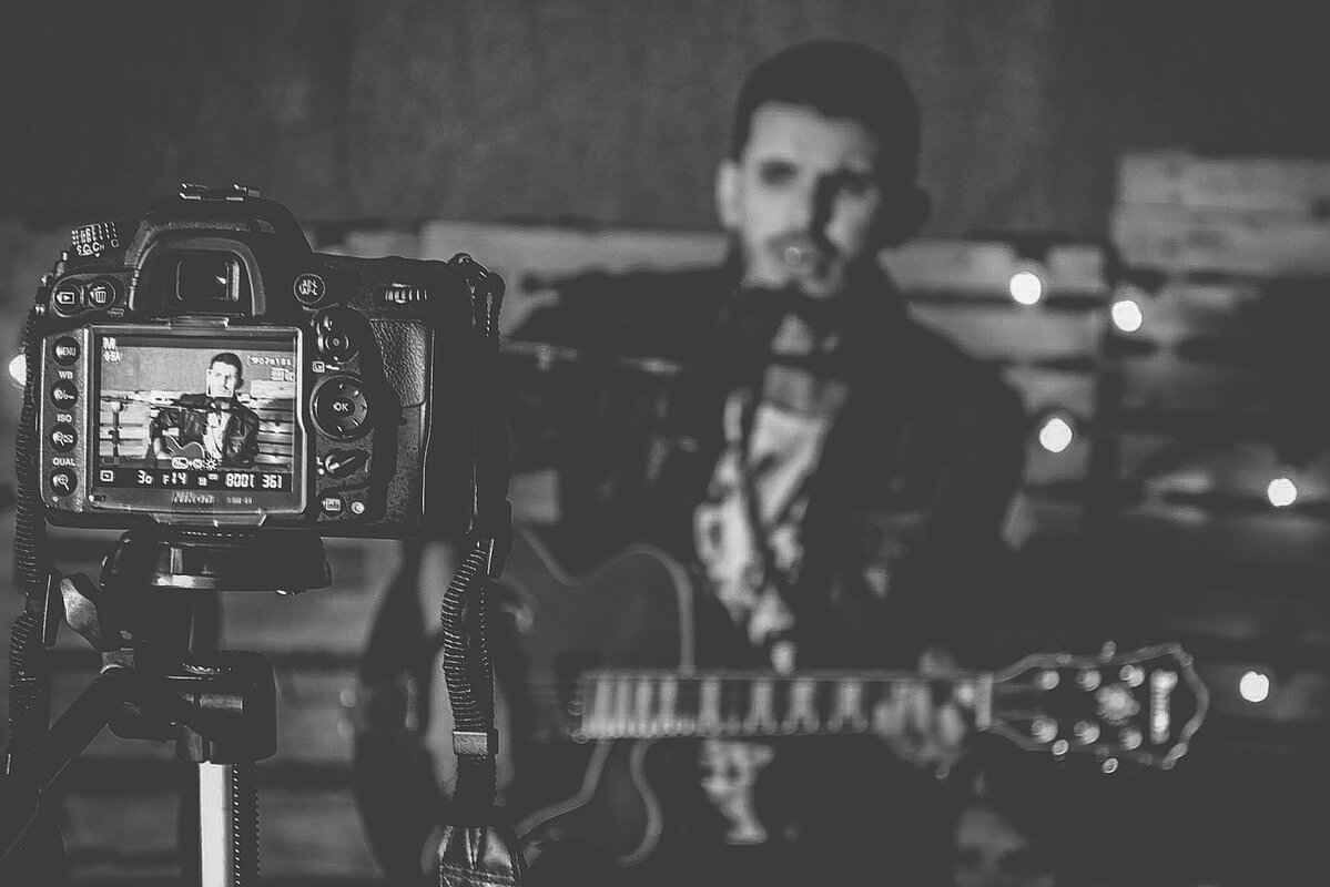 Player Band Members: A Deep Dive Into the Group’s History 3 How Did Player Achieve Mainstream Success?