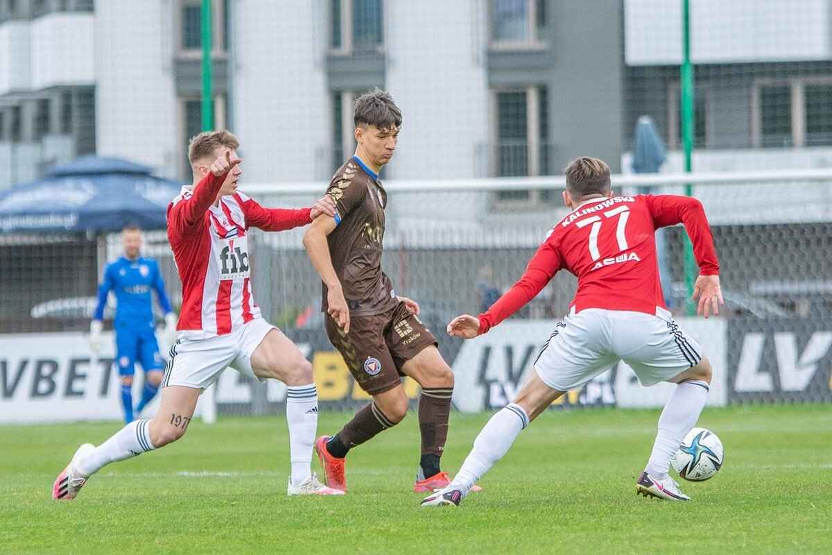 Market Trends for Football Cards