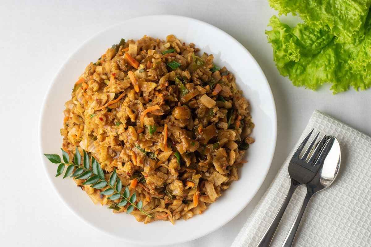 How is Roti Canai Made?