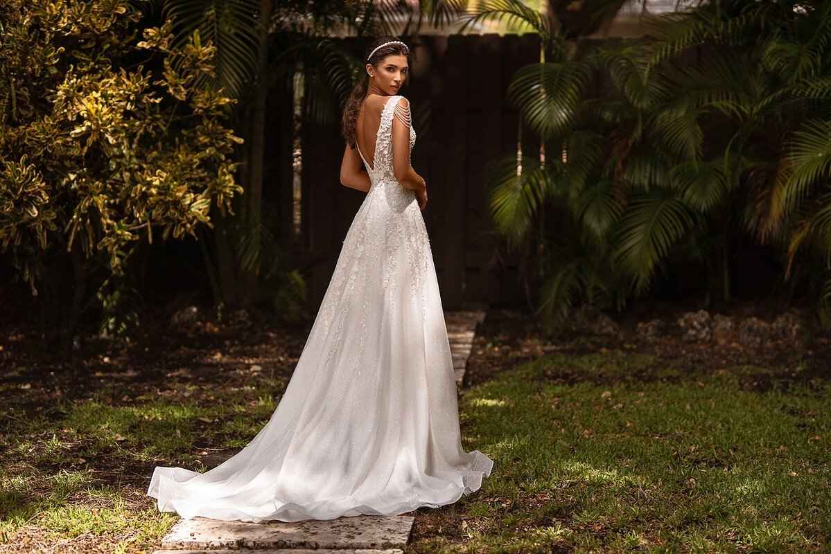 Silk vs. Satin Night Dresses – Which One Should You Choose? 6 Styling Tips for Silk and Satin Night Dresses