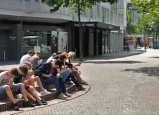 Skorupi Pokémon Evolution, Abilities, Moves, and How to Train It for Competitive Play Skorupi Pokémon Evolution, Abilities, Moves, and How to Train It for Competitive Play