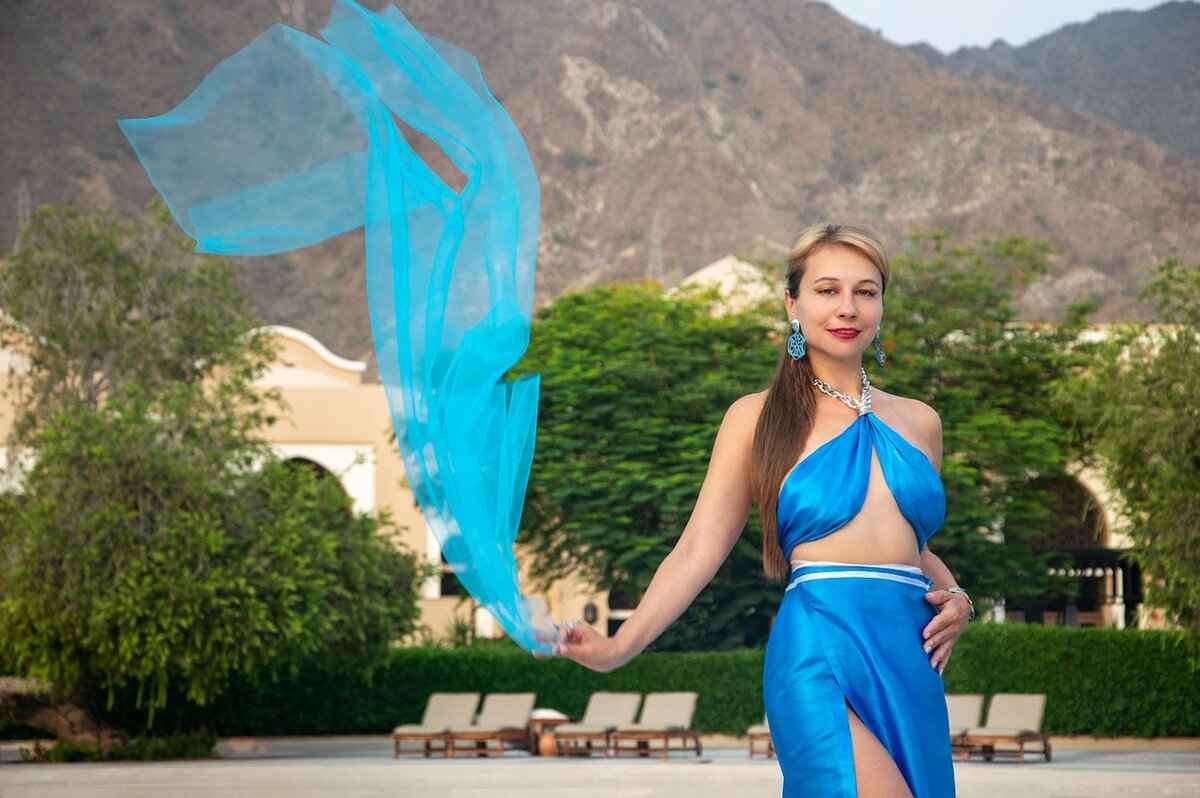 What Footwear Complements a Slip Dress?