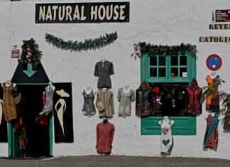 Southern Couture: Best Fashion Trends & Styles Southern Couture: Best Fashion Trends & Styles