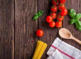 Southern Vietnamese Cuisine: Sweet, Spicy, and Coconut-Based Dishes Southern Vietnamese Cuisine: Sweet, Spicy, and Coconut-Based Dishes