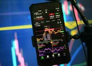 Tesla Cybertruck Windshield Wipers: What Makes Them Unique? Tesla Cybertruck Windshield Wipers: What Makes Them Unique?