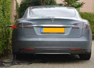 Tesla Windshield Wipers: Are They Different from Regular Wipers? Tesla Windshield Wipers: Are They Different from Regular Wipers?