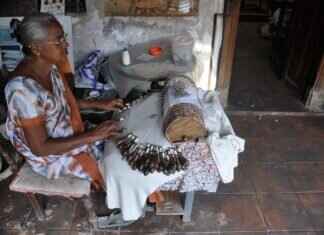 The Art of Bengali Kantha Stitching: History and Style Guide The Art of Bengali Kantha Stitching: History and Style Guide