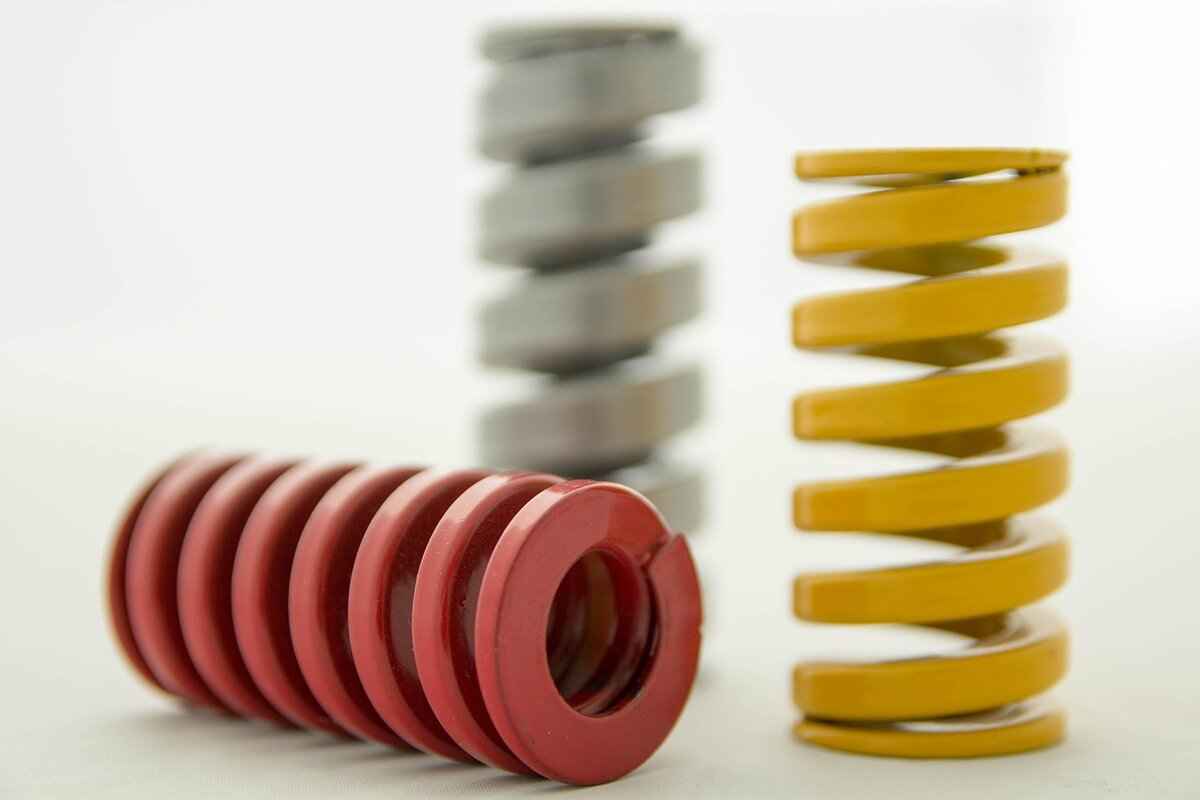 What Are the Best Hangers for Night Dresses?