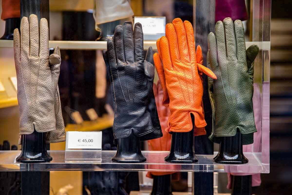 Top Features of 'One' Goalkeeper Gloves