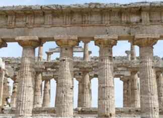 The Best Heritage Walks in Kolkata for History Buffs The Best Heritage Walks in Kolkata for History Buffs