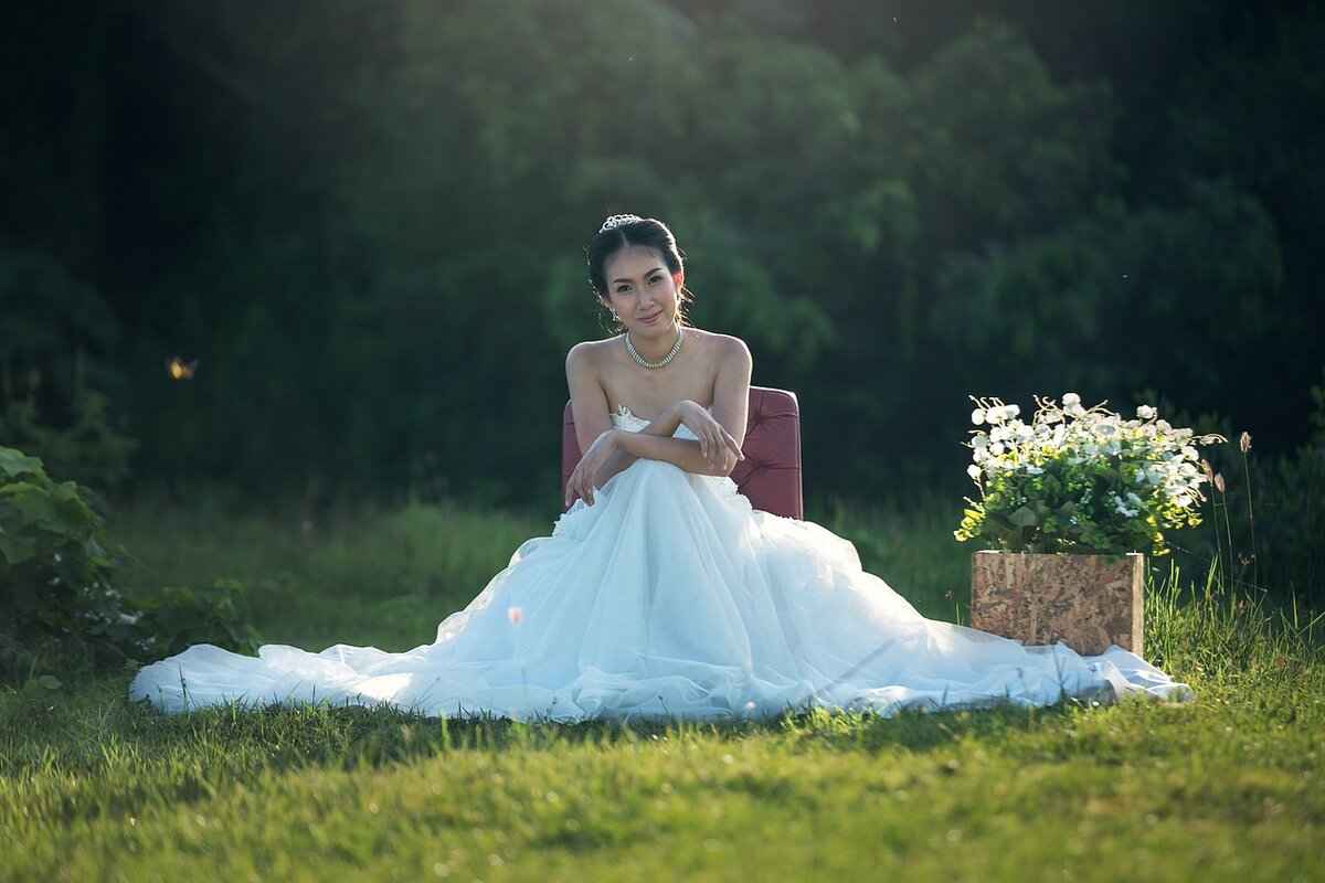 How to Style Slip Dresses for Different Occasions?