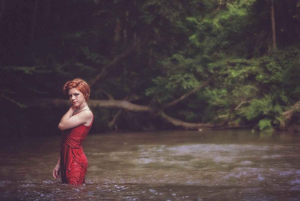 How to Choose the Right Fabric for Travel Slip Dresses?