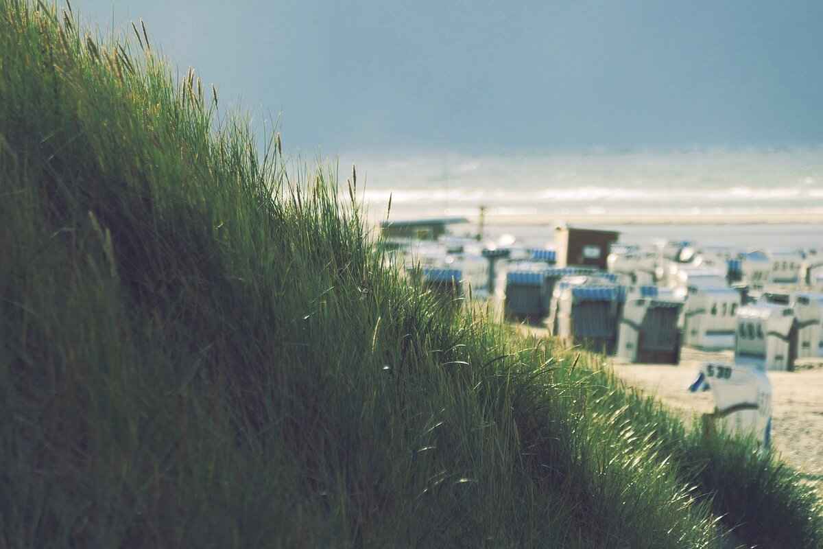 The Best Summer Night Dresses for Staying Cool & Breathable 3 Are Sleeveless or Short-Sleeved Dresses Better?