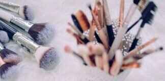 The Evolution of Chelsea Goalkeeper Kits: From Classic to Modern The Evolution of Chelsea Goalkeeper Kits: From Classic to Modern