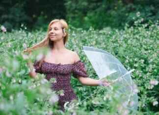 The Hottest Runway-Inspired Slip Dress Trends You Can Wear Now The Hottest Runway-Inspired Slip Dress Trends You Can Wear Now