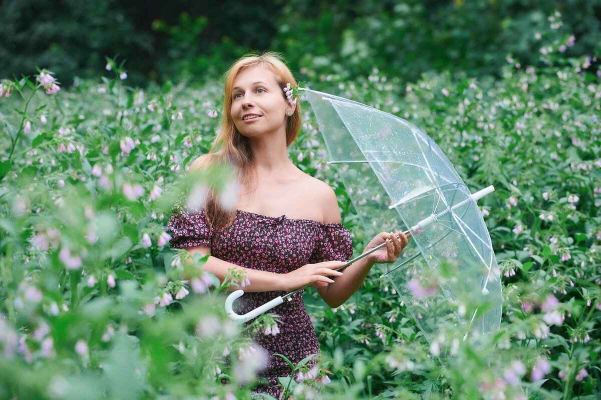 The Hottest Slip Dress Trends This Year & Where to Buy Them 1 What Are Slip Dresses and Why Are They Trending?