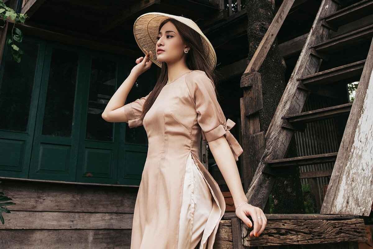 How to Style Slip Dresses for Different Occasions?