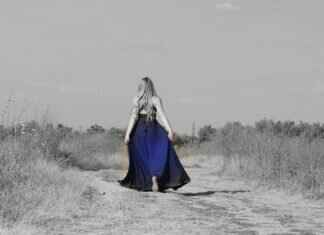 The Most Popular Slip Dresses Celebrities Are Wearing – Where to Buy The Most Popular Slip Dresses Celebrities Are Wearing – Where to Buy